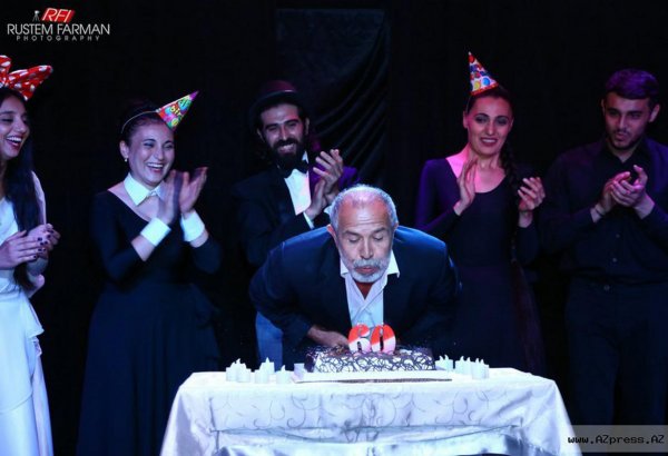 В Театре пантомимы отметили юбилей мастера сцены и кино Бахтияра Ханызаде (ФОТО)