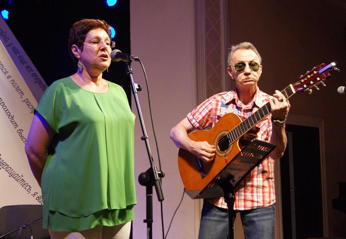 Бакинцы соскучились по высокой поэзии в душевной песне (ФОТО)