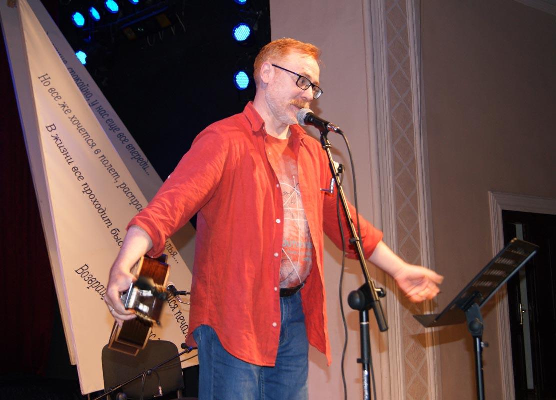 Бакинцы соскучились по высокой поэзии в душевной песне (ФОТО)