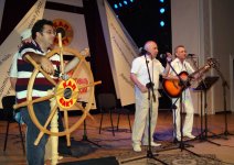 Бакинцы соскучились по высокой поэзии в душевной песне (ФОТО)