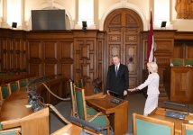 Президент Ильхам Алиев встретился в Риге с председателем Сейма Латвии (ФОТО) (версия 2)