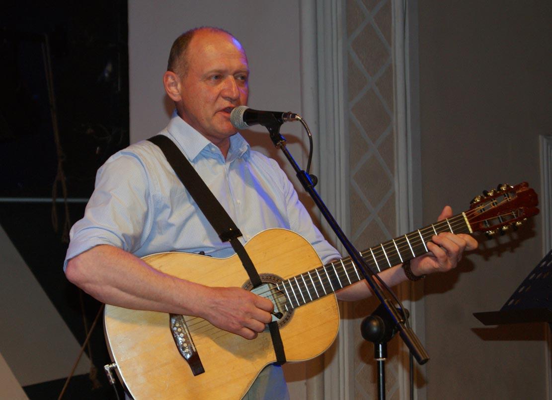 Азербайджан объединяет народы во имя добрых дел - фестиваль авторской песни и поэзии (ФОТО)