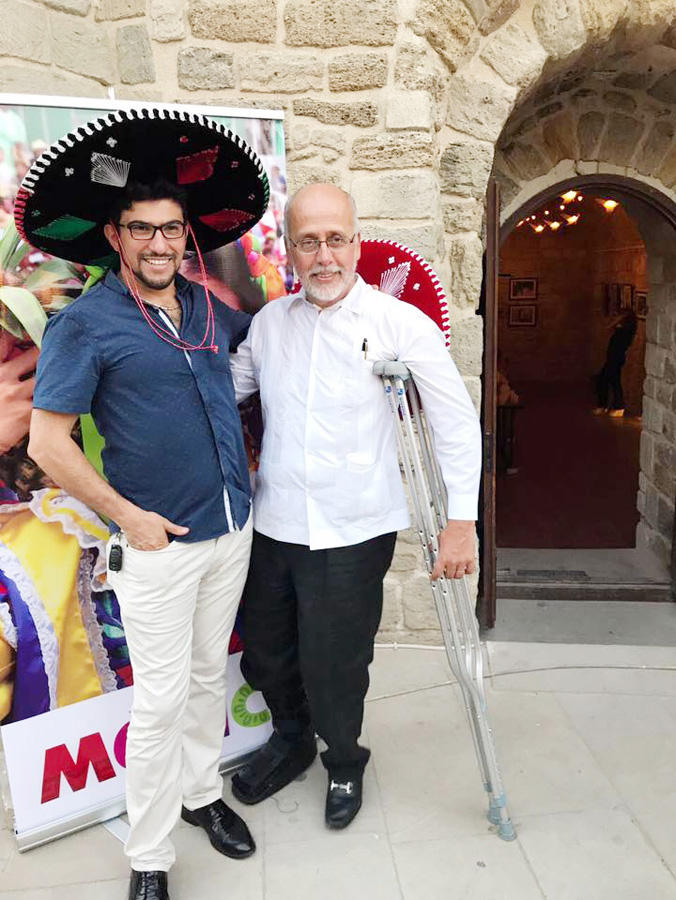 Баку-Мехико: Полет на искалеченных крыльях Фриды Кало (ФОТО)