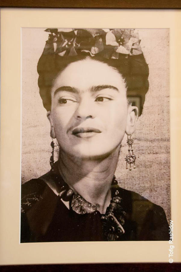 Баку-Мехико: Полет на искалеченных крыльях Фриды Кало (ФОТО)