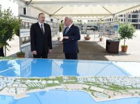 Президент Ильхам Алиев ознакомился с проектами мероприятий в центральной части Пираллахи (ФОТО)