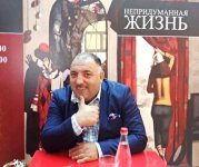 "Непридуманная жизнь" Бахрама Багирзаде побила рекорд: "До сих пор болят пальцы"  (ФОТО)