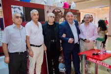 "Непридуманная жизнь" Бахрама Багирзаде побила рекорд: "До сих пор болят пальцы"  (ФОТО)