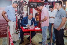 "Непридуманная жизнь" Бахрама Багирзаде побила рекорд: "До сих пор болят пальцы"  (ФОТО)