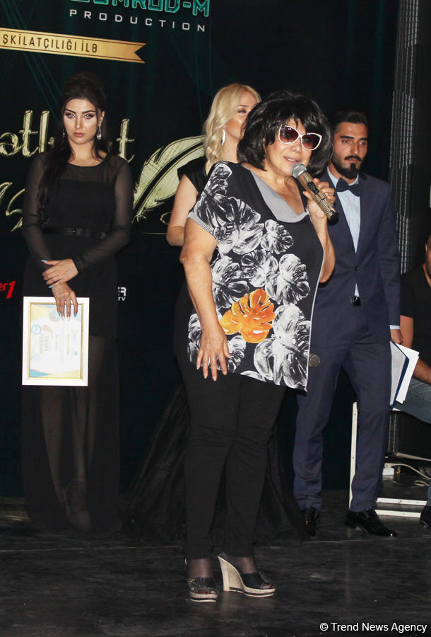 В Баку прошла церемония награждения, посвященная Дню национальной прессы (ФОТО)