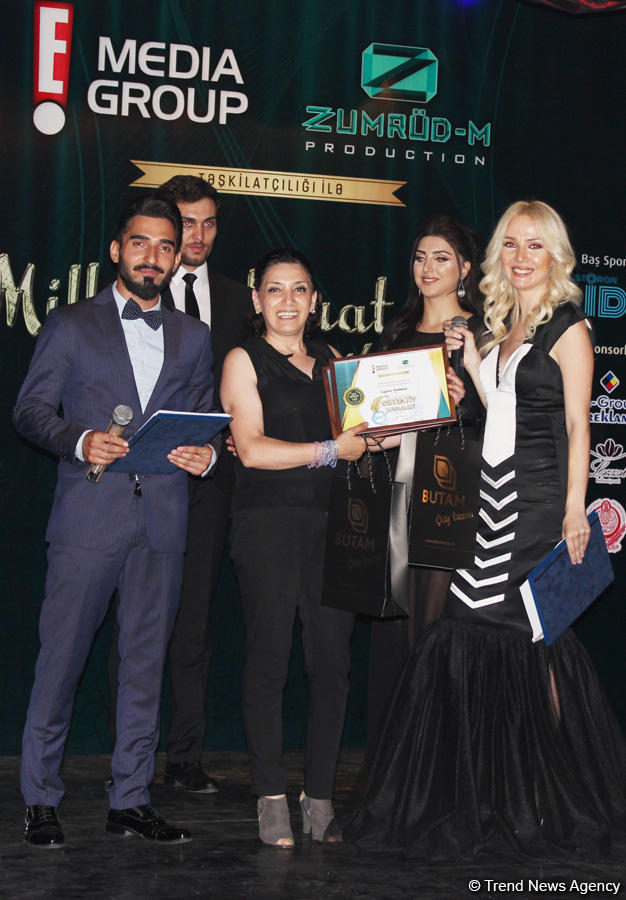 В Баку прошла церемония награждения, посвященная Дню национальной прессы (ФОТО)