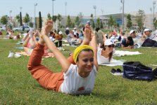 В Баку прошел грандиозный Фестиваль йоги на открытом воздухе (ФОТО)