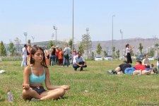 В Баку прошел грандиозный Фестиваль йоги на открытом воздухе (ФОТО)