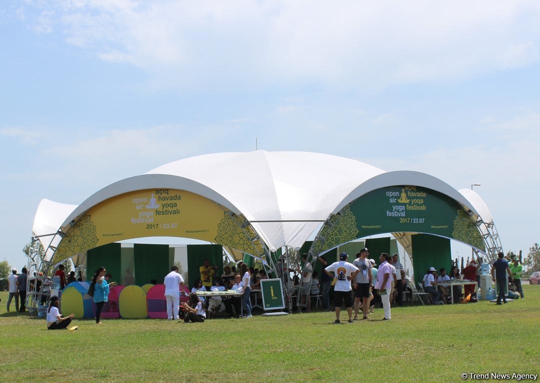 В Баку прошел грандиозный Фестиваль йоги на открытом воздухе (ФОТО)