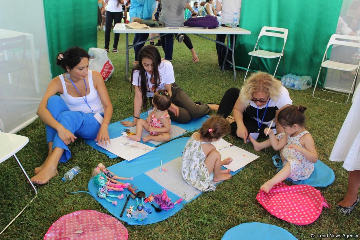 В Баку прошел грандиозный Фестиваль йоги на открытом воздухе (ФОТО)