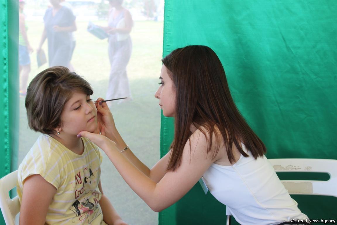 В Баку прошел грандиозный Фестиваль йоги на открытом воздухе (ФОТО)
