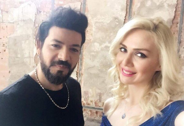 Азербайджанская телеведущая снялась в клипе турецкой звезды (ФОТО)