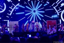 Потрясающий фестиваль "ЖАРА" в Баку – день первый. Фейерверк ярких эмоций! (ФОТО)