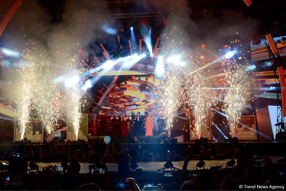 Потрясающий фестиваль "ЖАРА" в Баку – день первый. Фейерверк ярких эмоций! (ФОТО)