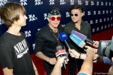 Звезды на красной дорожке международного фестиваля "ЖАРА" в Баку – день второй  (ФОТО)