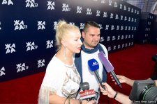 Звезды на красной дорожке международного фестиваля "ЖАРА" в Баку – день второй  (ФОТО)