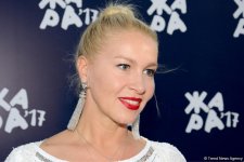 Звезды на красной дорожке международного фестиваля "ЖАРА" в Баку – день второй  (ФОТО)