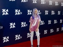 Звезды на красной дорожке международного фестиваля "ЖАРА" в Баку – день второй  (ФОТО)