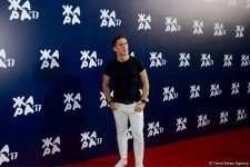 Звезды на красной дорожке международного фестиваля "ЖАРА" в Баку – день второй  (ФОТО)