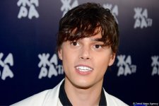 Звезды на красной дорожке международного фестиваля "ЖАРА" в Баку – день второй  (ФОТО)