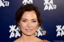 Звезды на красной дорожке международного фестиваля "ЖАРА" в Баку – день второй  (ФОТО)