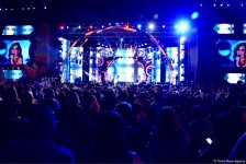 Потрясающий фестиваль "ЖАРА" в Баку – день первый. Фейерверк ярких эмоций! (ФОТО)