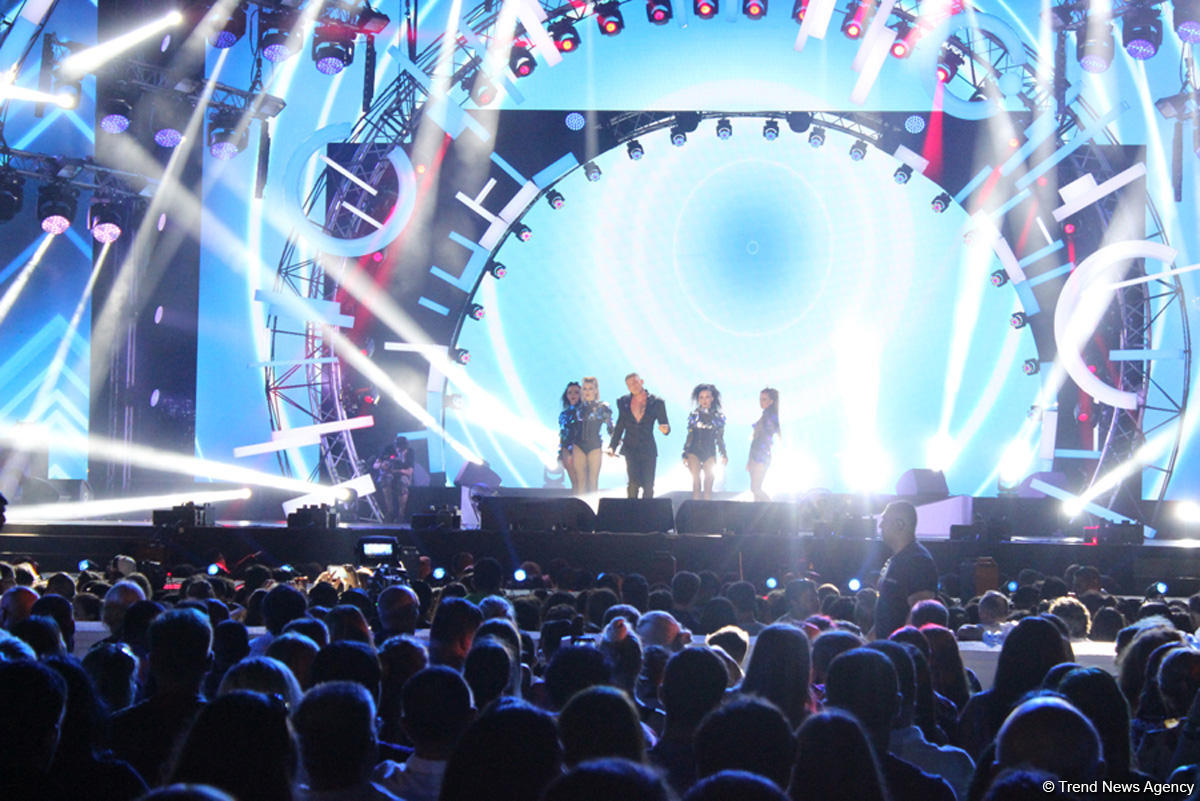 Потрясающий фестиваль "ЖАРА" в Баку – день первый. Фейерверк ярких эмоций! (ФОТО)