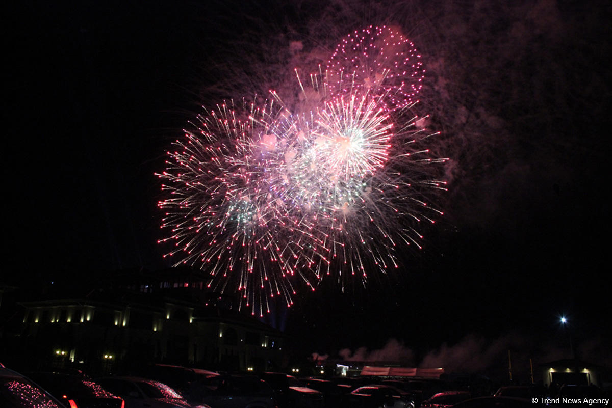 Потрясающий фестиваль "ЖАРА" в Баку – день первый. Фейерверк ярких эмоций! (ФОТО)