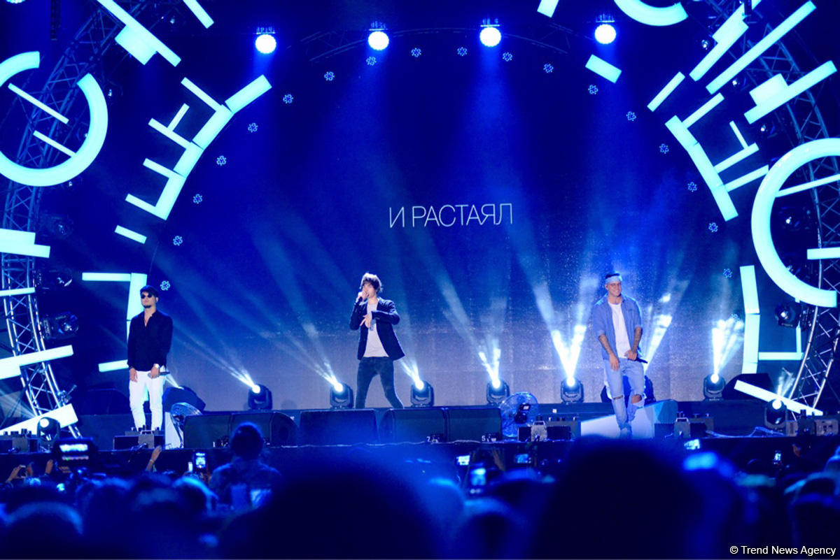 Потрясающий фестиваль "ЖАРА" в Баку – день первый. Фейерверк ярких эмоций! (ФОТО)