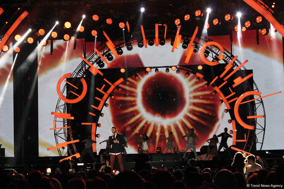 Потрясающий фестиваль "ЖАРА" в Баку – день первый. Фейерверк ярких эмоций! (ФОТО)