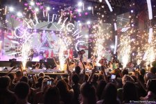 София Ротару отметила потрясающий юбилей на фестивале "ЖАРА"  в Баку (ФОТО)