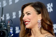 Парад звезд на красной дорожке фестиваля "ЖАРА" в Баку – день третий (ФОТО)