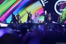 Алла Пугачева вернулась на сцену - фантастический вечер на фестивале "ЖАРА"  в Баку (ФОТО)