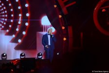 Алла Пугачева вернулась на сцену - фантастический вечер на фестивале "ЖАРА"  в Баку (ФОТО)