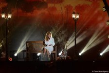 Алла Пугачева вернулась на сцену - фантастический вечер на фестивале "ЖАРА"  в Баку (ФОТО)