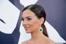 Церемония закрытия фестиваля "ЖАРА" в Баку: звезды на красной дорожке (ФОТО)