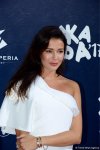 Церемония закрытия фестиваля "ЖАРА" в Баку: звезды на красной дорожке (ФОТО)