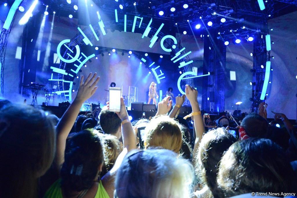 В Баку состоялось грандиозное закрытие международного фестиваля "ЖАРА-2017" (ФОТО)