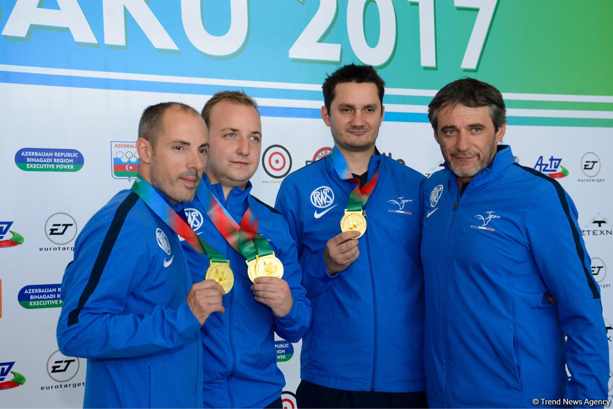 Интересные кадры с чемпионата  Европы по стрельбе в Баку (ФОТО)