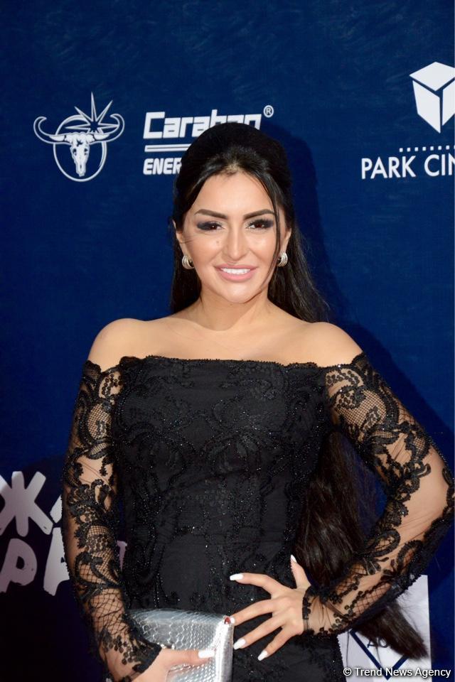 Церемония закрытия фестиваля "ЖАРА" в Баку: звезды на красной дорожке (ФОТО)