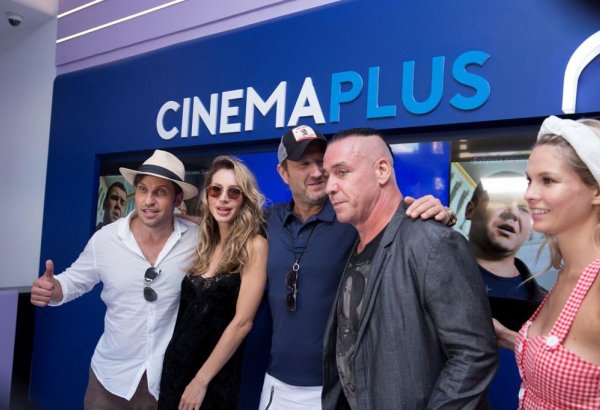 Российские звезды на премьере комедии в Баку (ФОТО/ВИДЕО)