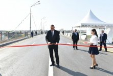 Президент Ильхам Алиев принял участие в открытии реконструированных дорог Пиршаги-Новханы и Бинагади-Новханы-Джорат (ФОТО)