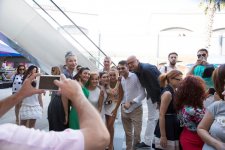 Российские звезды на премьере комедии в Баку (ФОТО/ВИДЕО)