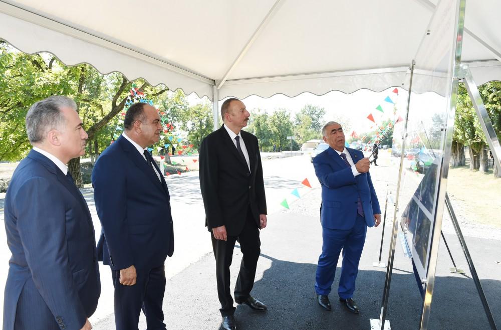 Президент Ильхам Алиев принял участие в открытии автомобильной дороги в Гахском районе (ФОТО)