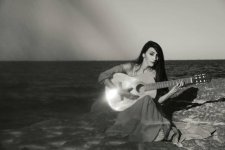 Море, солнце, поэзия... – мир Уснии Мурветовой (ФОТО, ВИДЕО)