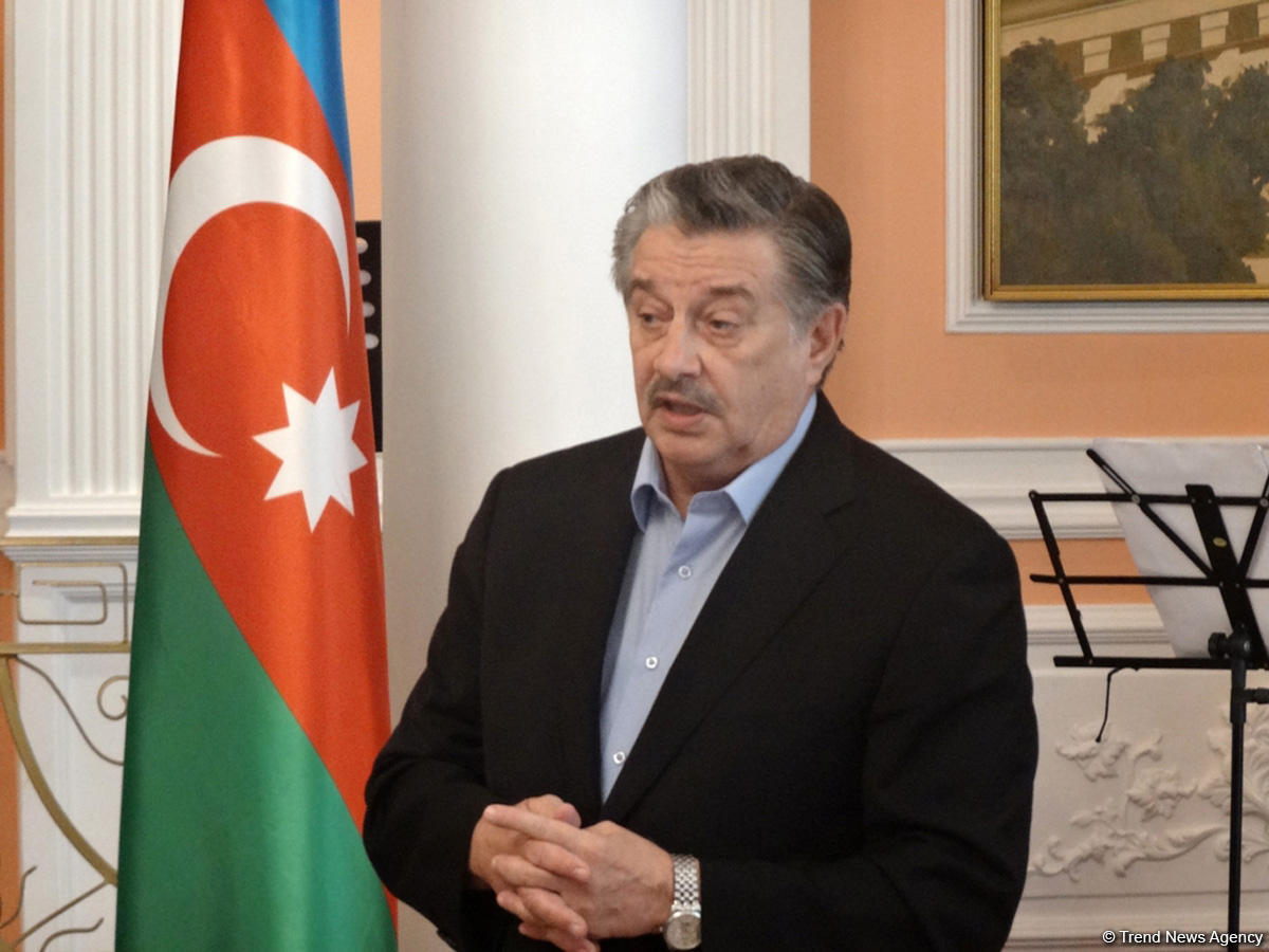 В Баку состоялась церемония проводов азербайджанских студентов на учебу в Россию (ФОТО)